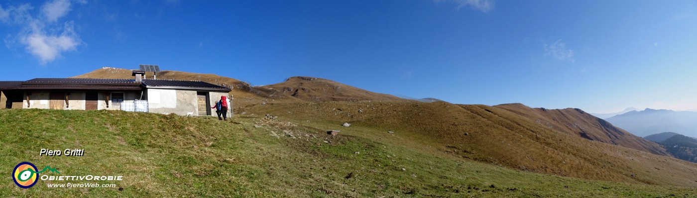 25 Alla Baita Alta di Grem (1631 m).jpg